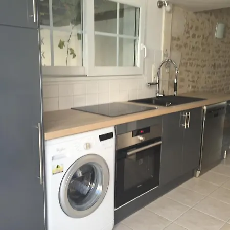 Holiday home Maison Aumiere